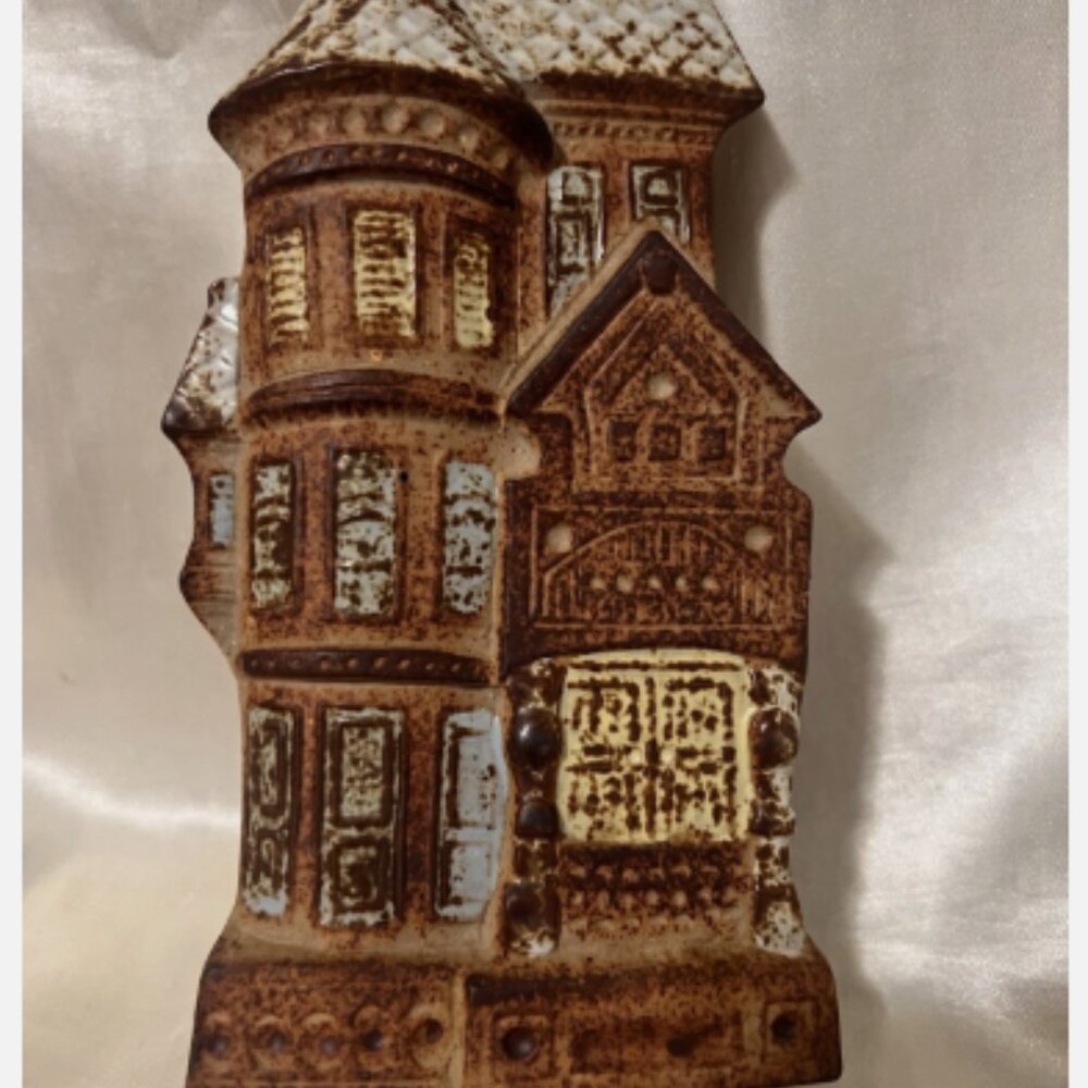 Vintage Counterpoint Wall Pocket 1970's. Terracotta. 7" High. J3